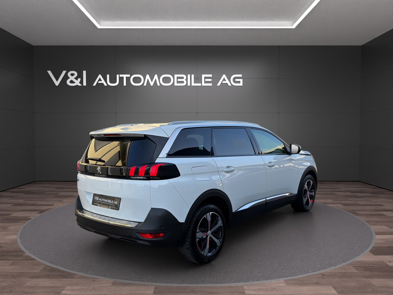 PEUGEOT 5008 1.2 Pure Tech Allure EAT8, Benzin, Occasion / Gebraucht, Automatik - 5