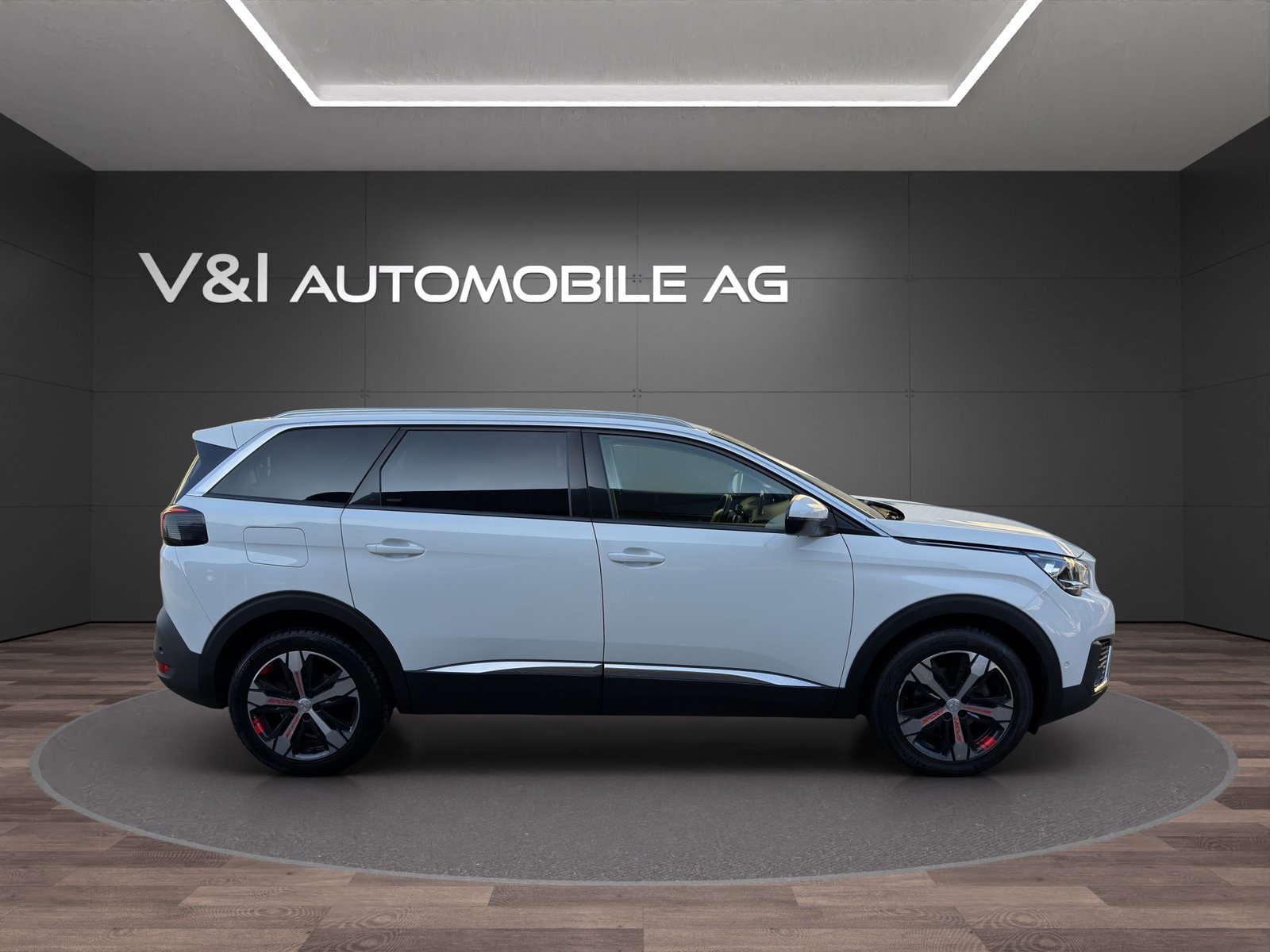 PEUGEOT 5008 1.2 Pure Tech Allure EAT8, Benzin, Occasion / Gebraucht, Automatik - 7