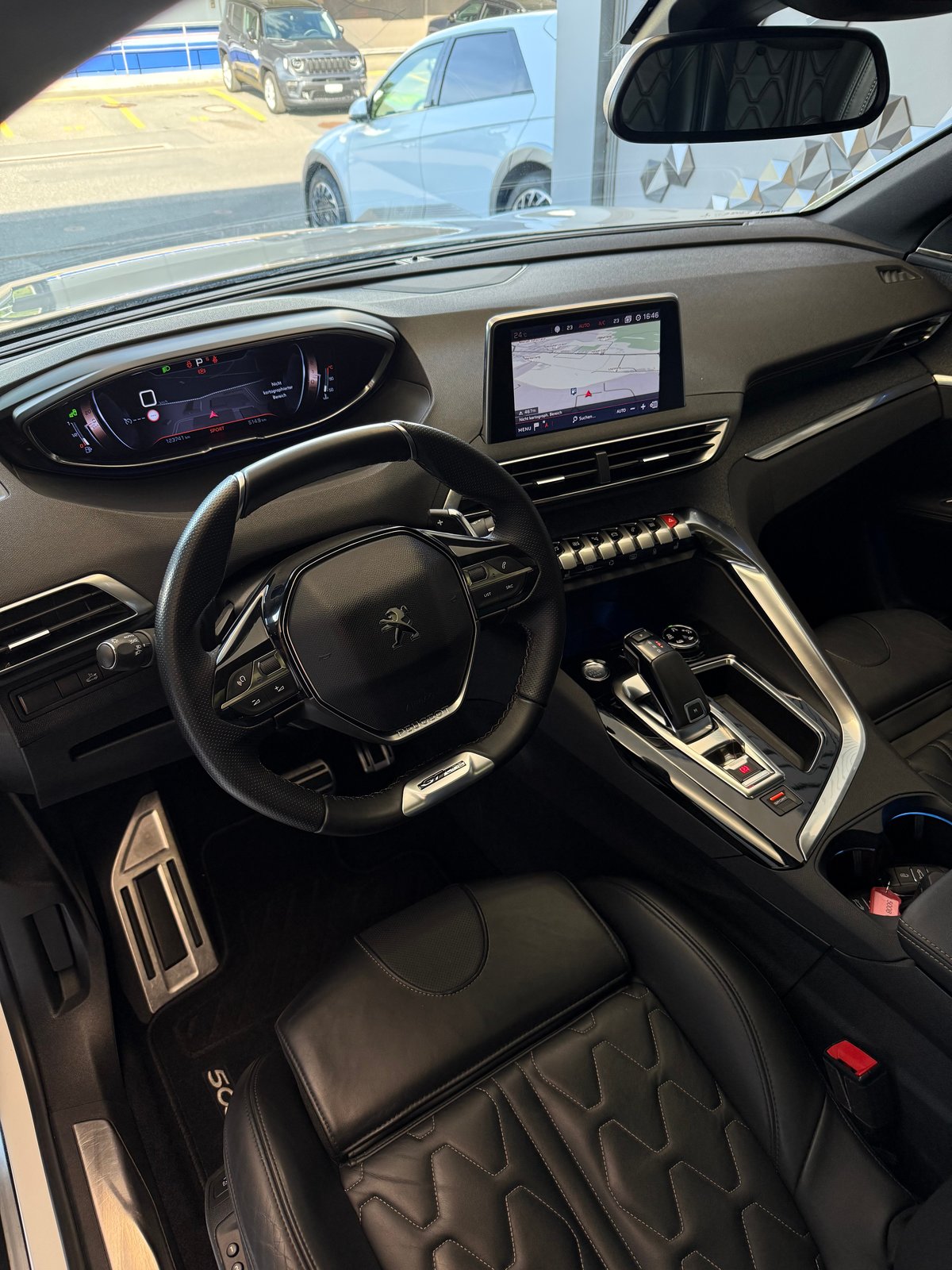 PEUGEOT 5008 1.6Pure Tech GT Line EAT8 7 Plätzer, Benzin, Occasion / Gebraucht, Automatik - 5
