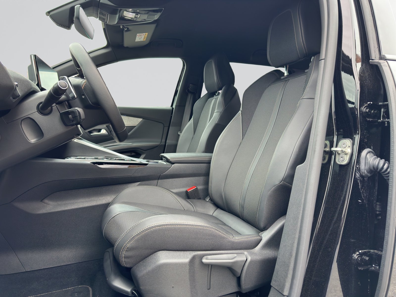 PEUGEOT 5008 1.2 Pure Tech GT 7Pl. EAT8, Essence, Occasion / Utilisé, Automatique - 6