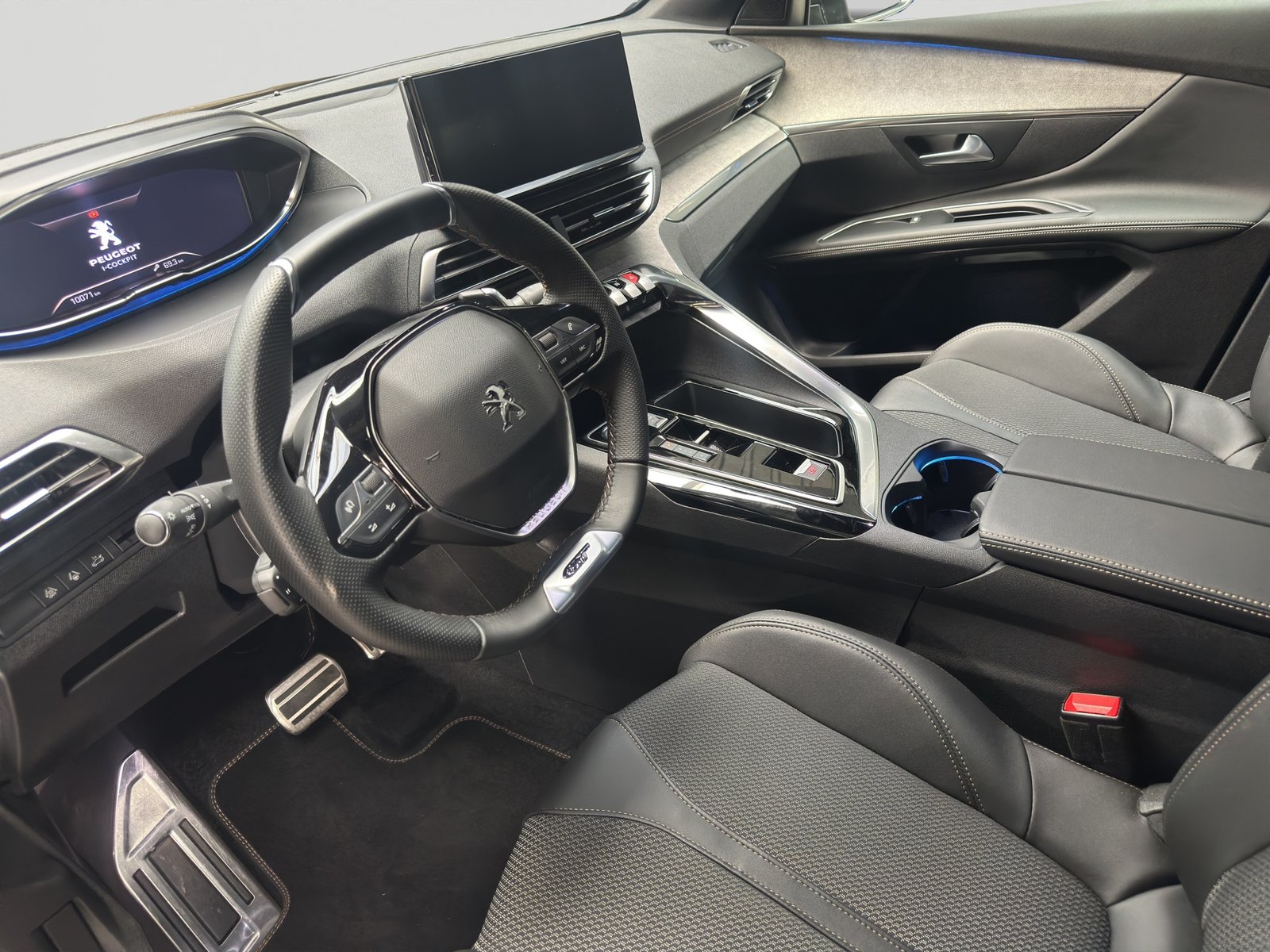 PEUGEOT 5008 1.2 Pure Tech GT Black EAT8, Essence, Occasion / Utilisé, Automatique - 7