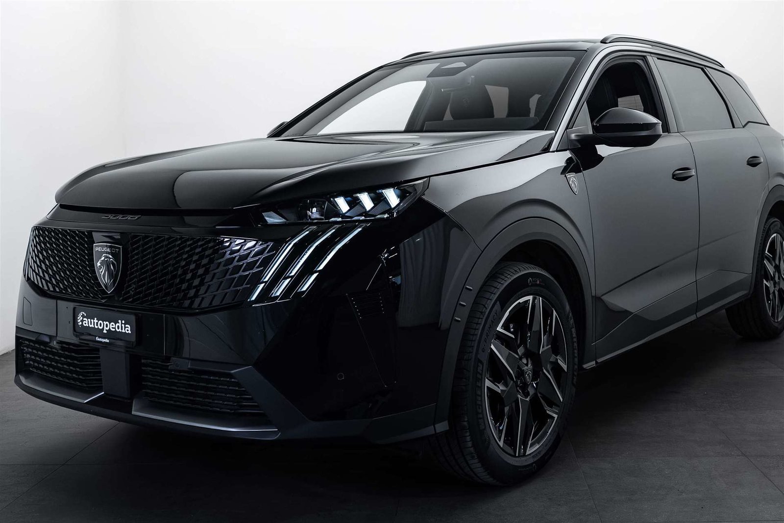 PEUGEOT 5008 145 Hybrid GT 7-Plätzer e-DCS-Automat, Mild-Hybrid Benzin/Elektro, Occasion / Gebraucht, Automatik - 2