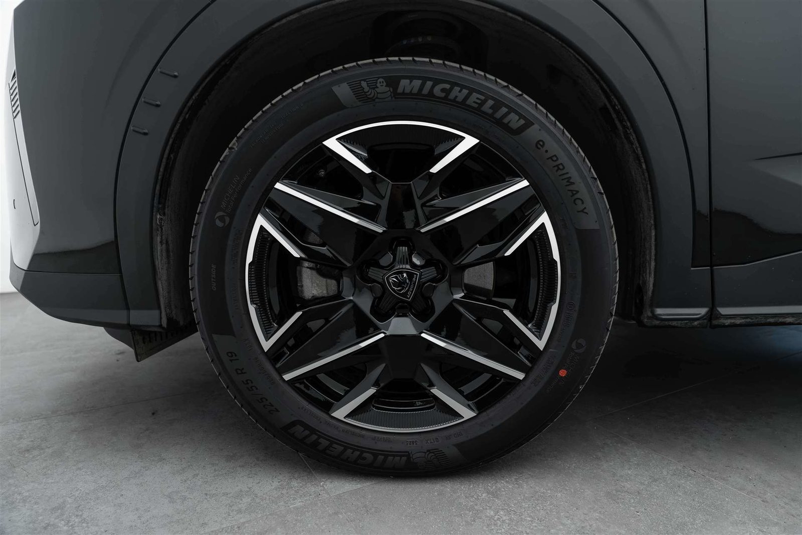 PEUGEOT 5008 145 Hybrid GT 7-Plätzer e-DCS-Automat, Mild-Hybrid Benzin/Elektro, Occasion / Gebraucht, Automatik - 5