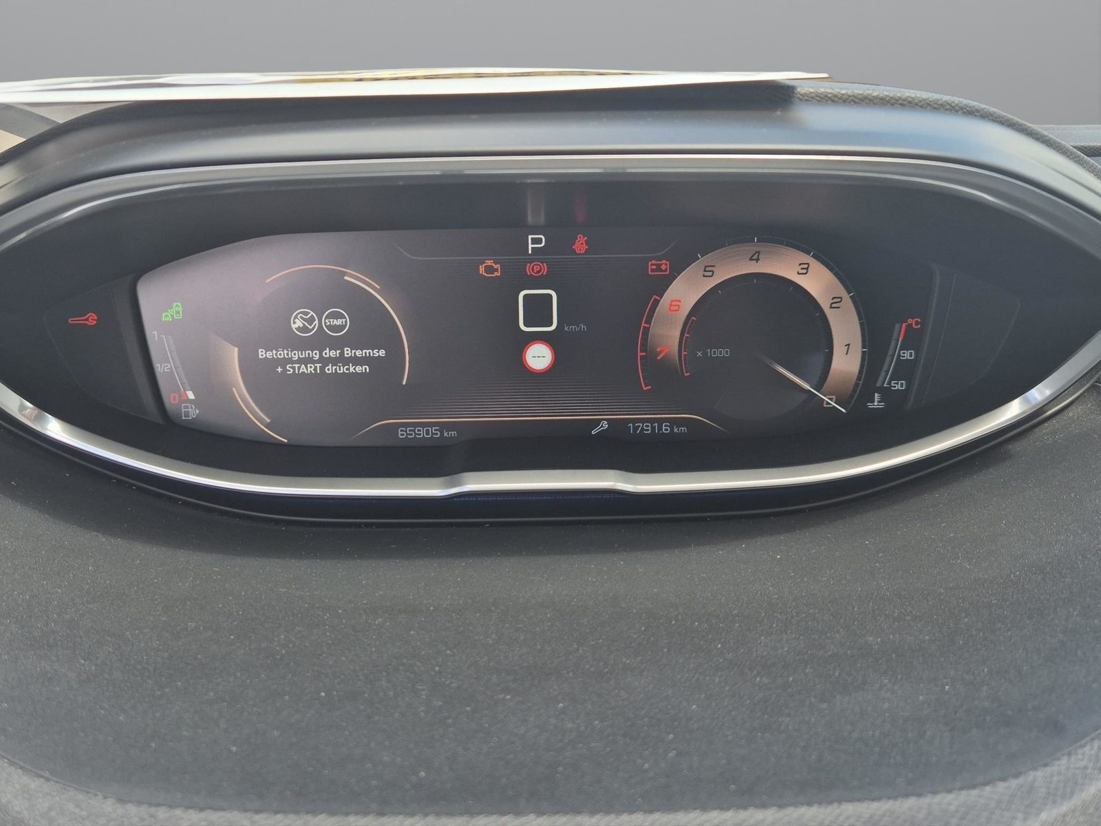 PEUGEOT 5008 1.6 THP GT Line, Benzin, Occasion / Gebraucht, Automatik - 7