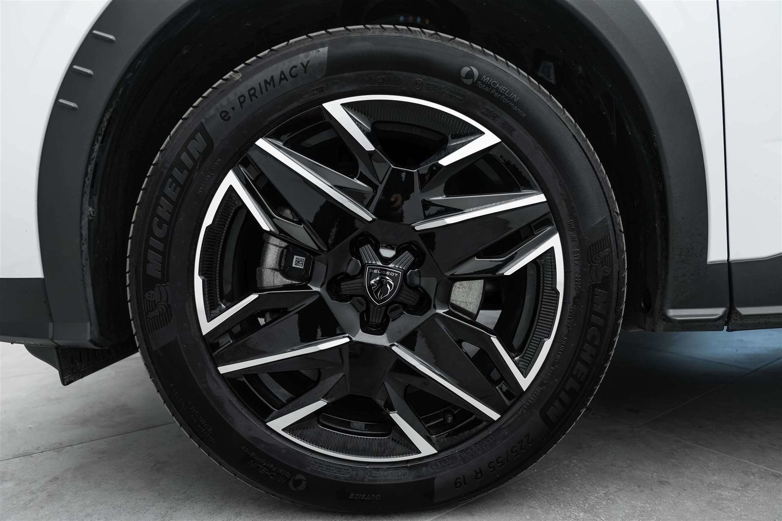 PEUGEOT 5008 145 Hybrid GT 7-Plätzer e-DCS-Automat, Hybride Léger Essence/Électricité, Occasion / Utilisé, Automatique - 6
