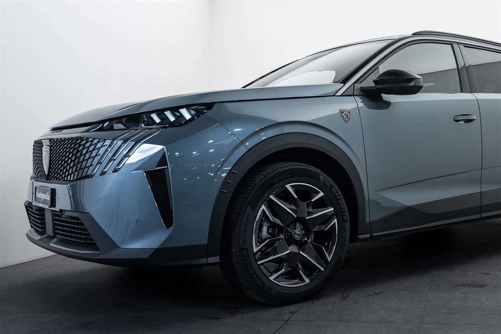 PEUGEOT 5008 145 Hybrid GT 7-Plätzer e-DCS-Automat, Hybride Léger Essence/Électricité, Occasion / Utilisé, Automatique - 2