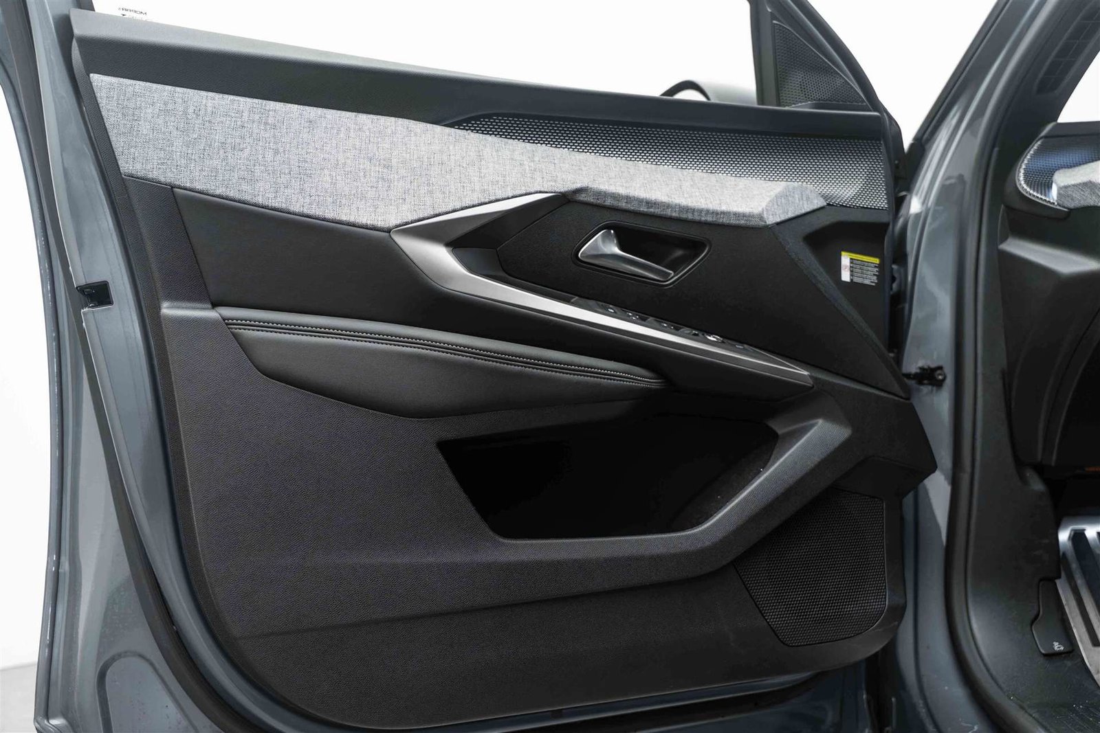 PEUGEOT 5008 145 Hybrid GT 7-Plätzer e-DCS-Automat, Hybride Léger Essence/Électricité, Occasion / Utilisé, Automatique - 6