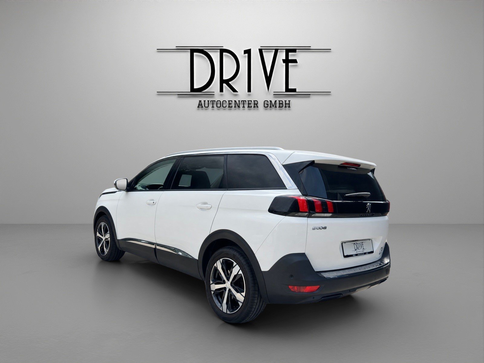 PEUGEOT 5008 1.5 BlueHDi Allure EAT, Diesel, Second hand / Used, Automatic - 7