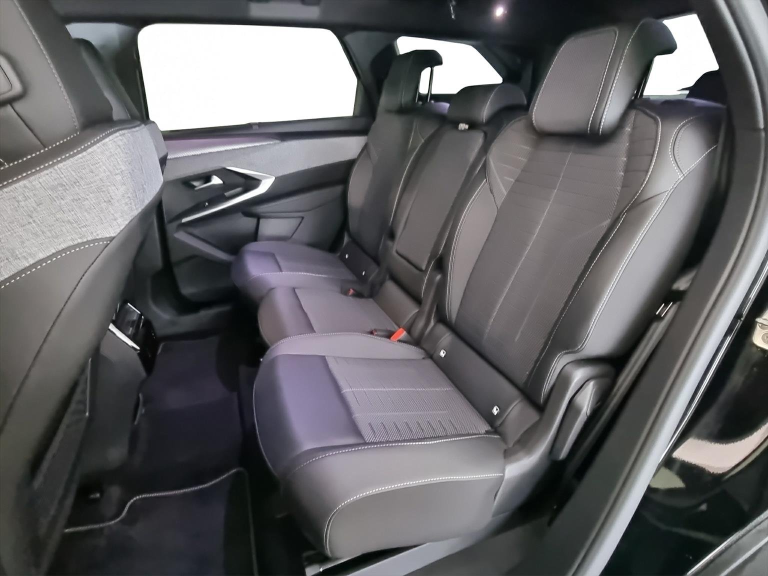 PEUGEOT 5008 145 Hybrid GT 7-Plätzer, Hybride Leggero Benzina/Elettrica, Occasioni / Usate, Automatico - 7