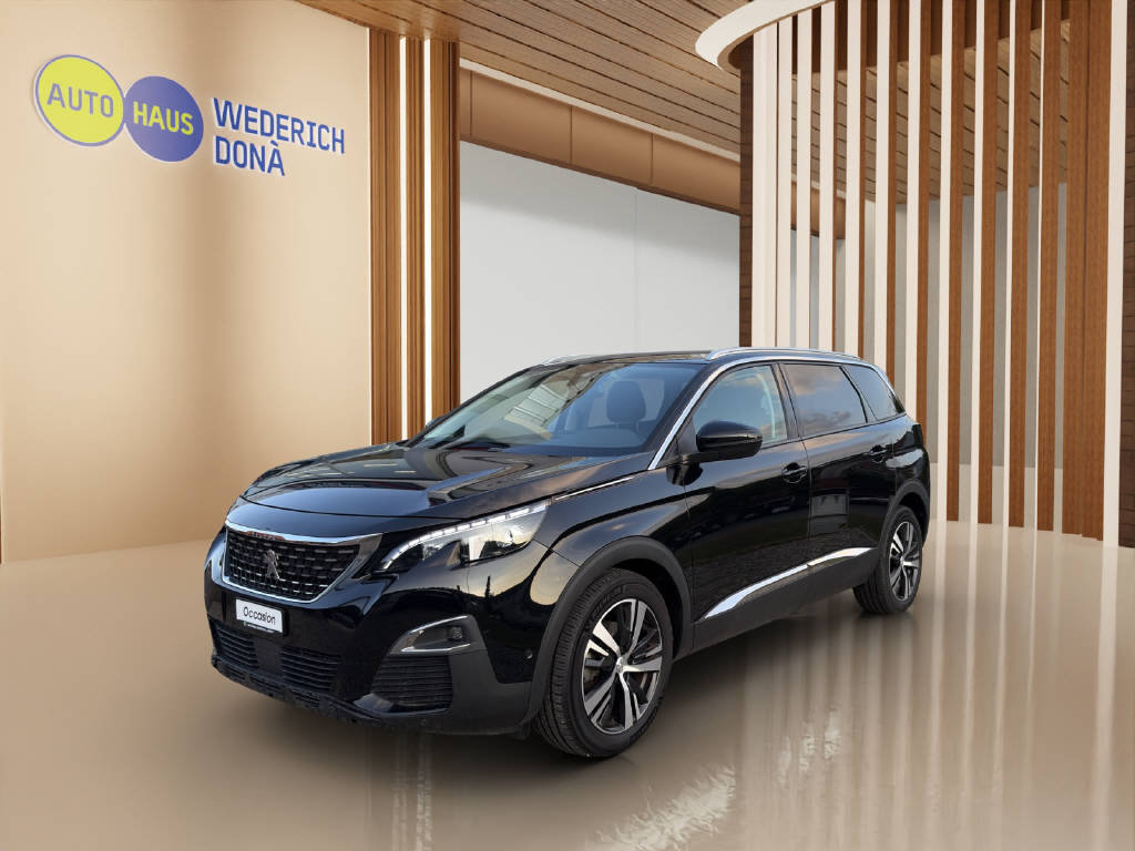 PEUGEOT 5008 1.6 PureTech Allure