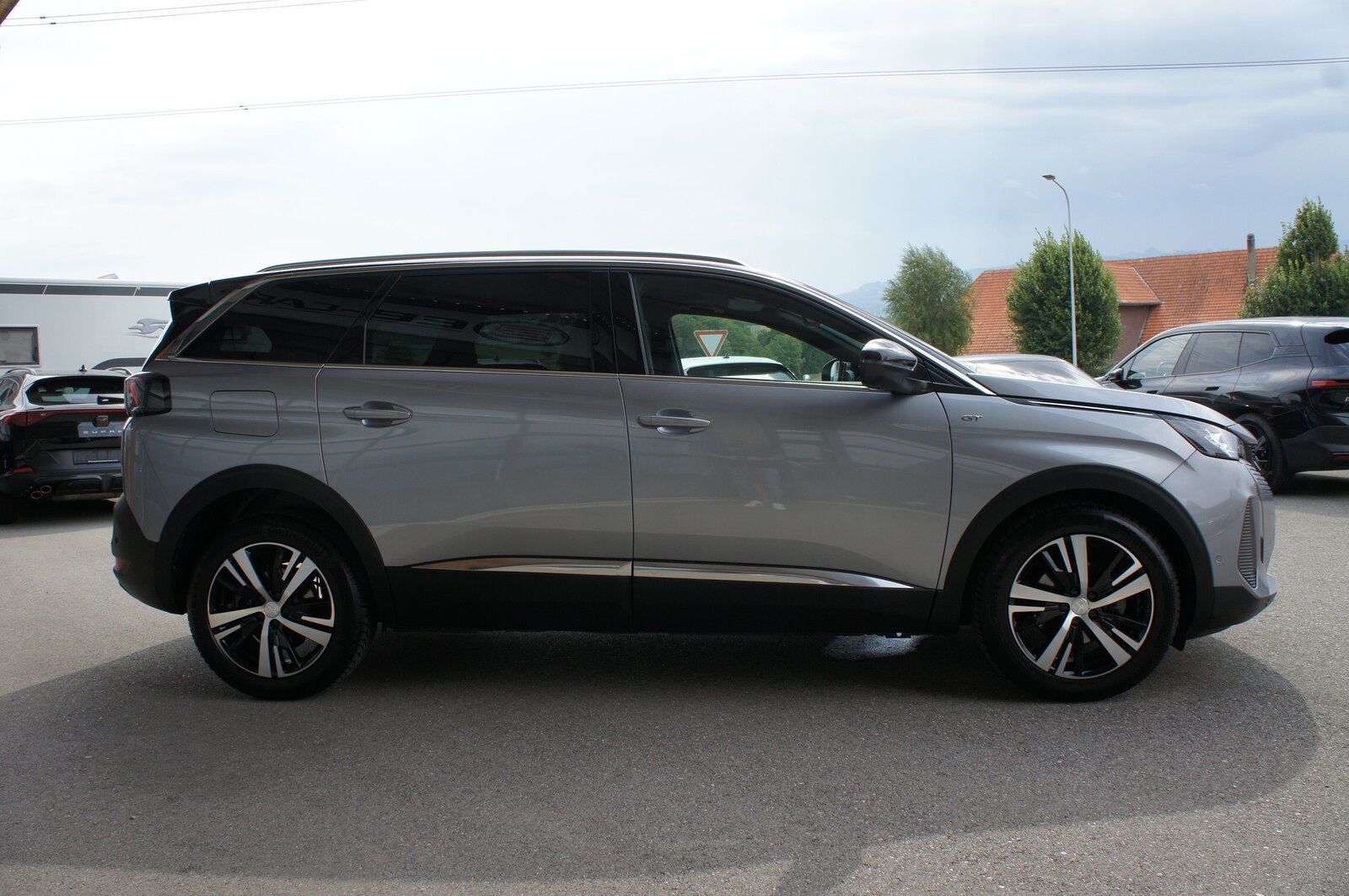 PEUGEOT 5008 1.5 BlueHDi GT EAT8, Diesel, Occasion / Gebraucht, Automatik - 6