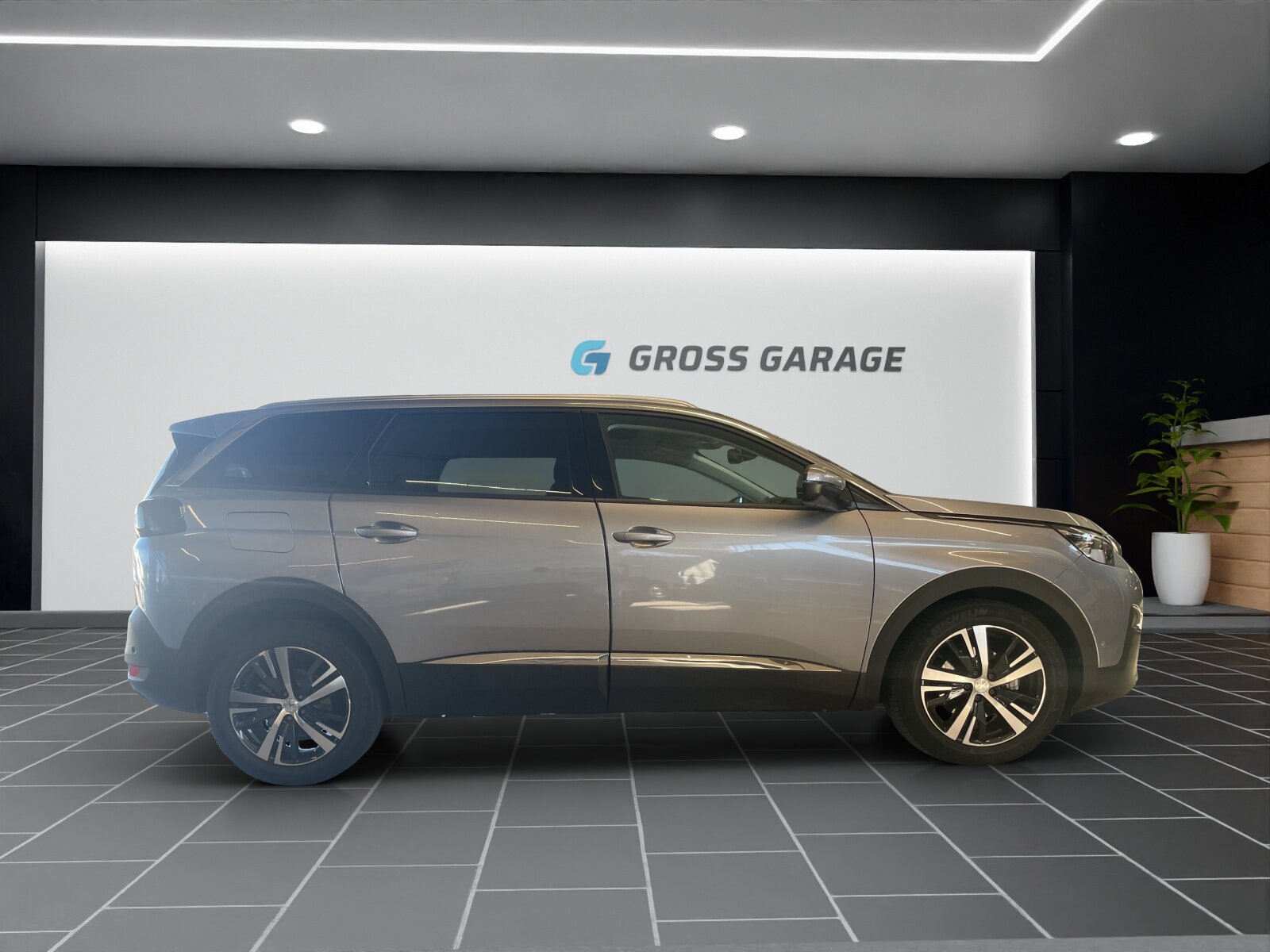 PEUGEOT 5008 1.6 PureTech Allure, Benzin, Occasion / Gebraucht, Automatik - 3