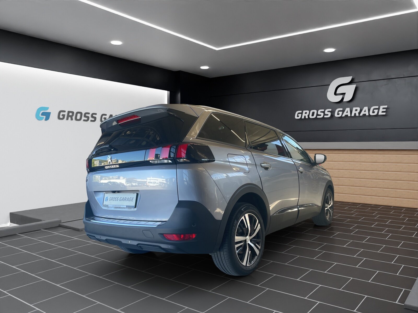 PEUGEOT 5008 1.6 PureTech Allure, Benzin, Occasion / Gebraucht, Automatik - 4