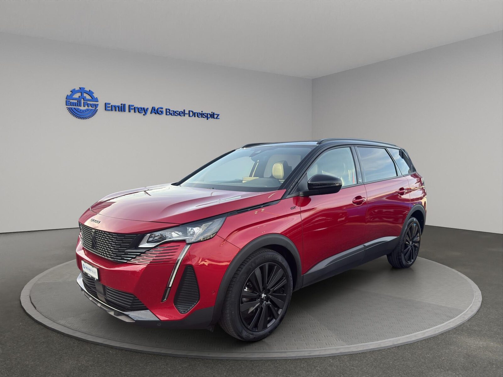 PEUGEOT 5008 1.6 PureTech GT Pack