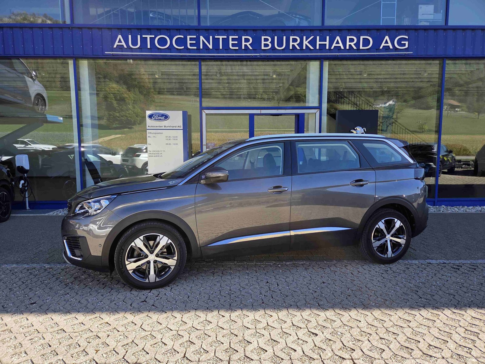PEUGEOT 5008 1.5 BlueHDi Allure 7-Plätzer