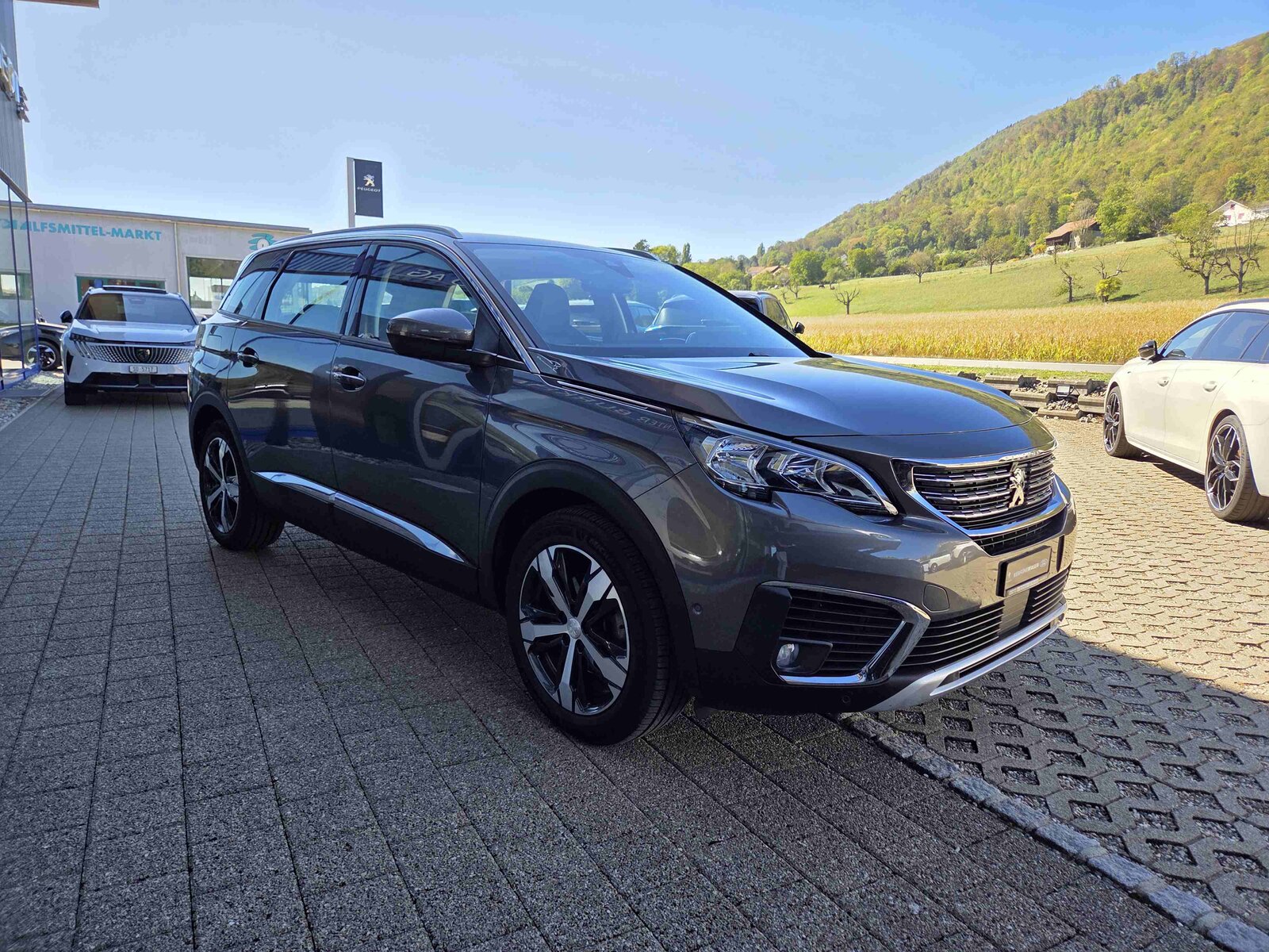 PEUGEOT 5008 1.5 BlueHDi Allure 7-Plätzer, Diesel, Occasioni / Usate, Automatico - 6