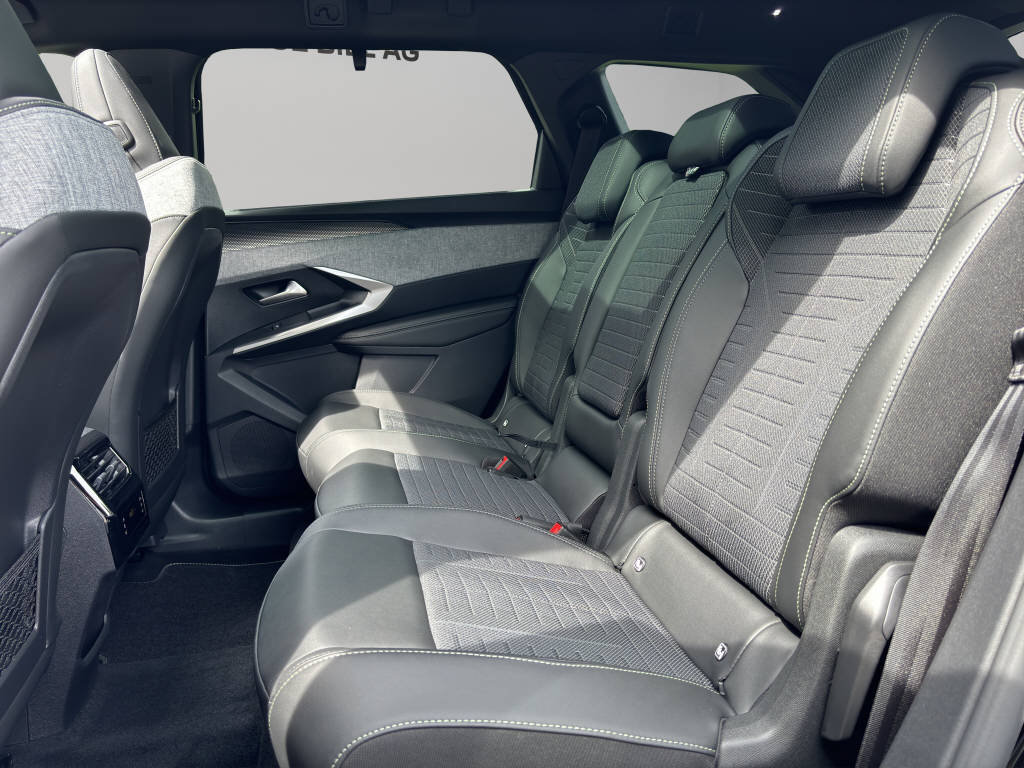 PEUGEOT 5008 1.2 Hybrid GT, Mild-Hybrid Benzin/Elektro, Vorführwagen, Automatik - 7