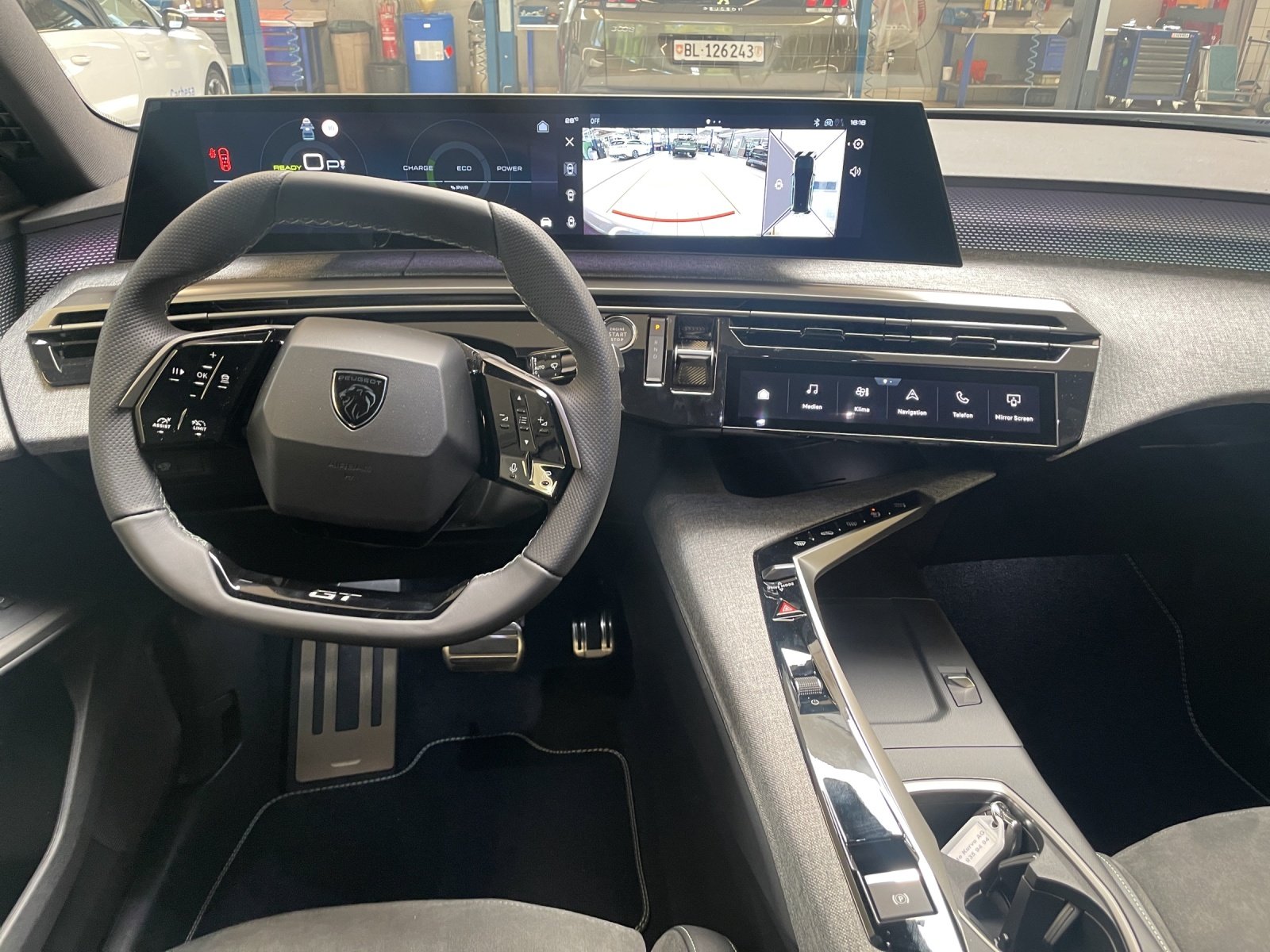 PEUGEOT 5008 e-Launch Edition AWD, Électrique, Voiture de démonstration, Automatique - 6