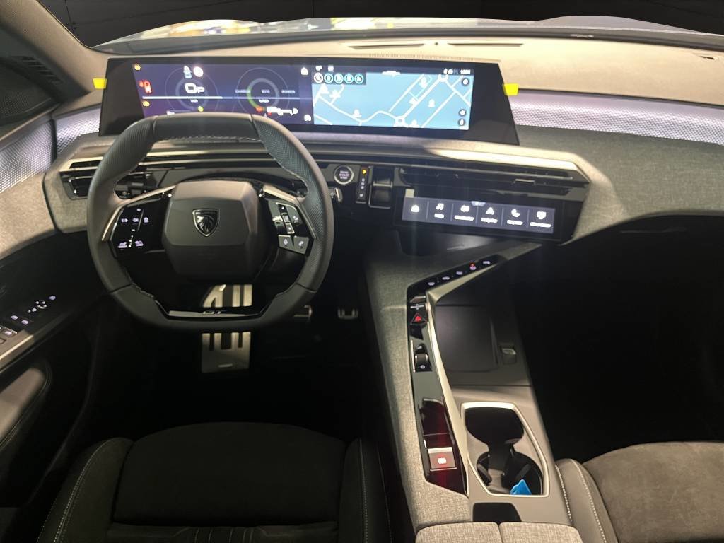 PEUGEOT 5008 145 Hybrid e-DCS6 GT, Benzin, Vorführwagen, Automatik - 7