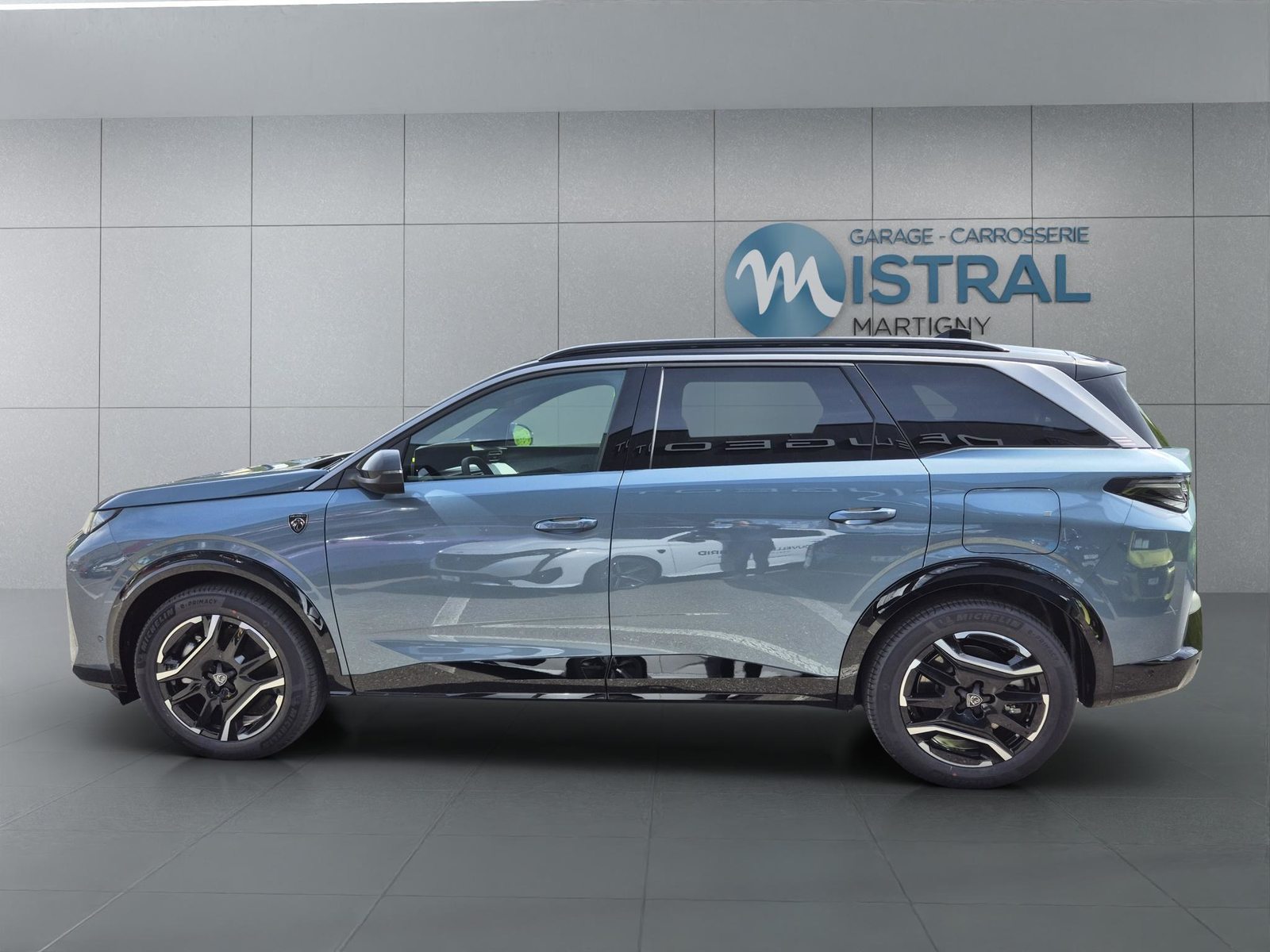 PEUGEOT 5008 e-GT, Elektro, Vorführwagen, Automatik - 2