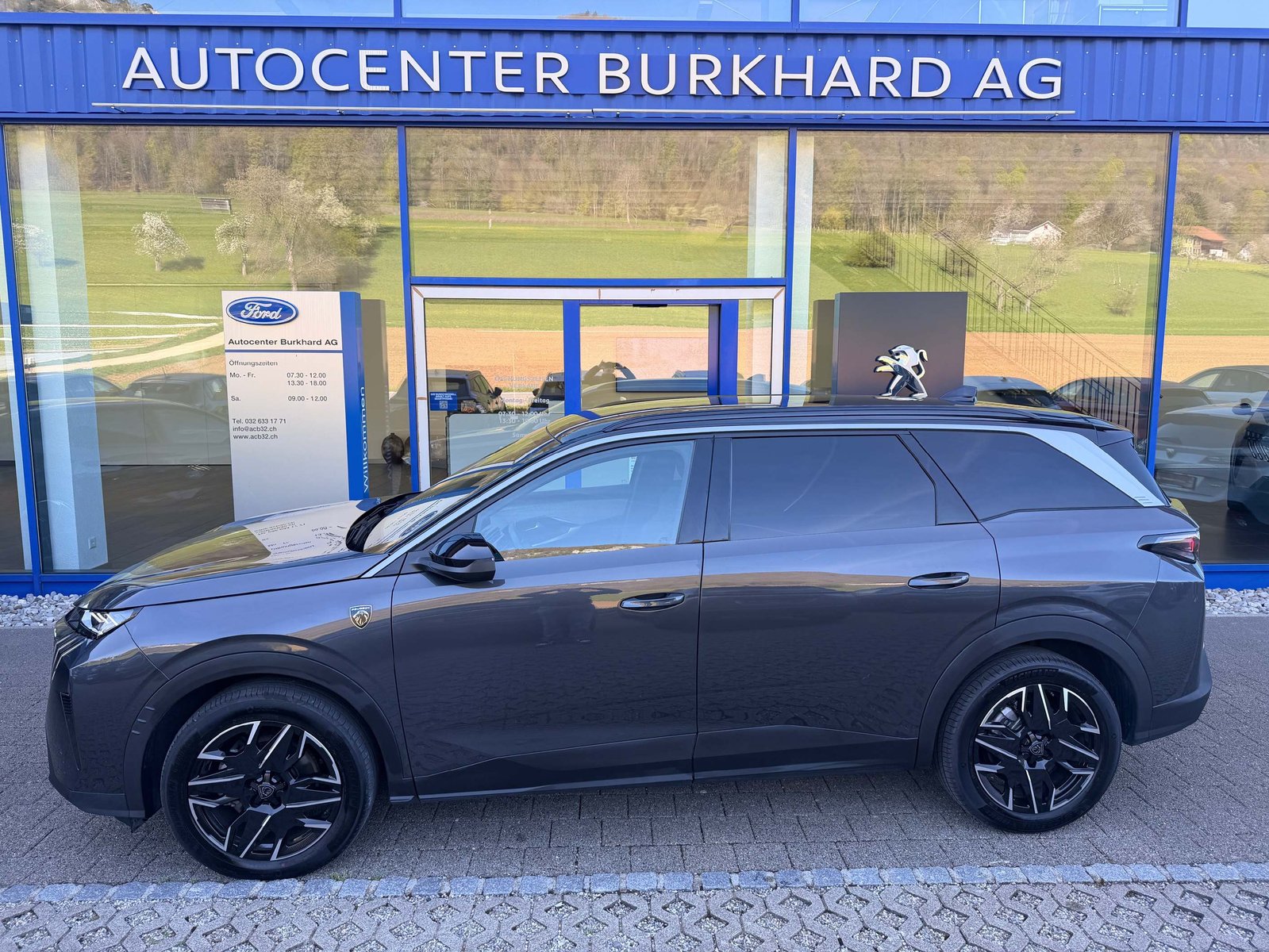 PEUGEOT 5008 1.2 Hybrid GT *5 Jahre Werksgarrantie*