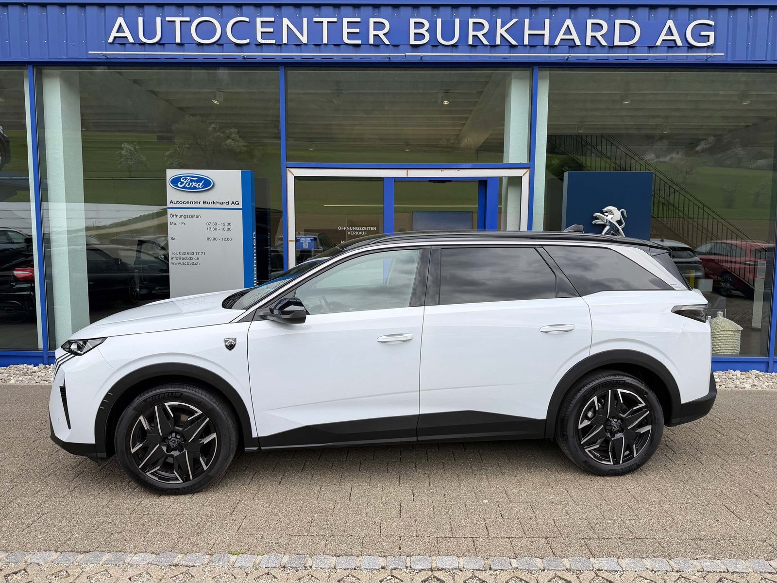 PEUGEOT 5008 1.2 Hybrid GT * 5 Jahre Werksgarantie*