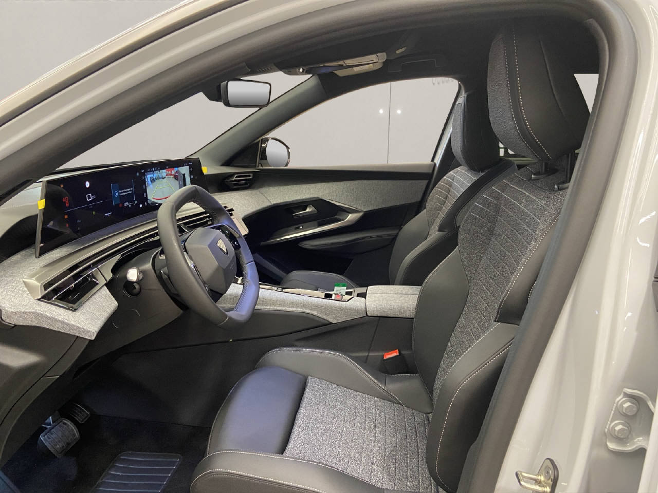 PEUGEOT 5008 1.2 Hybrid Allure Premium, Hybride Léger Essence/Électricité, Voiture de démonstration, Automatique - 5