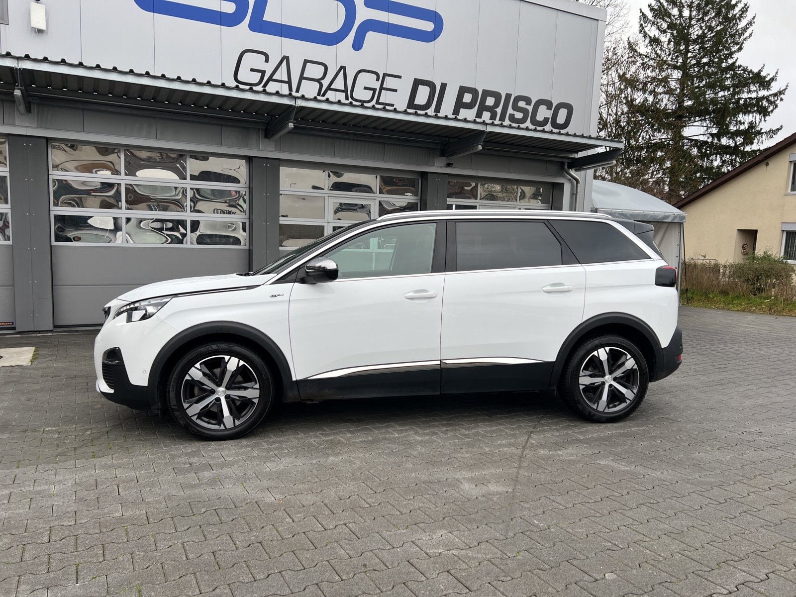 PEUGEOT 5008 2.0 BlueHDi GT EAT, Diesel, Occasion / Gebraucht, Automat - 2