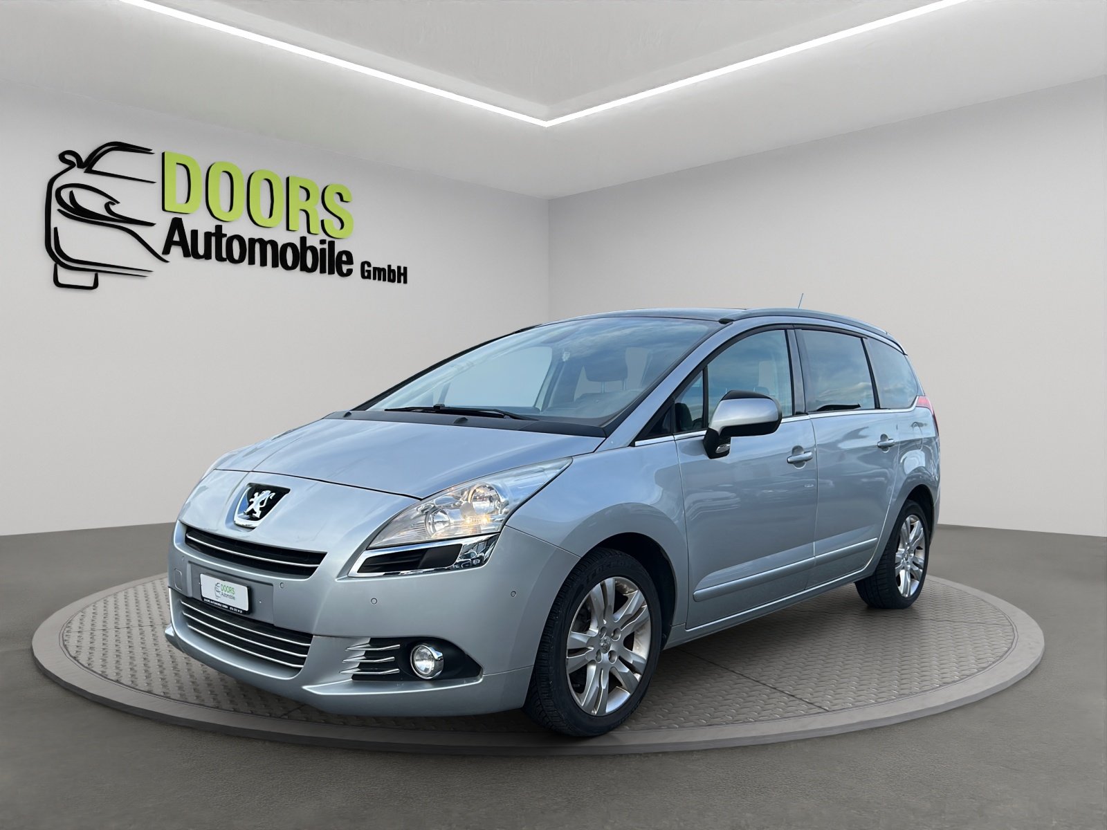 PEUGEOT 5008 1.6 16V T Sport Pack Automatic, Benzin, Occasion / Gebraucht, Automatik - 2