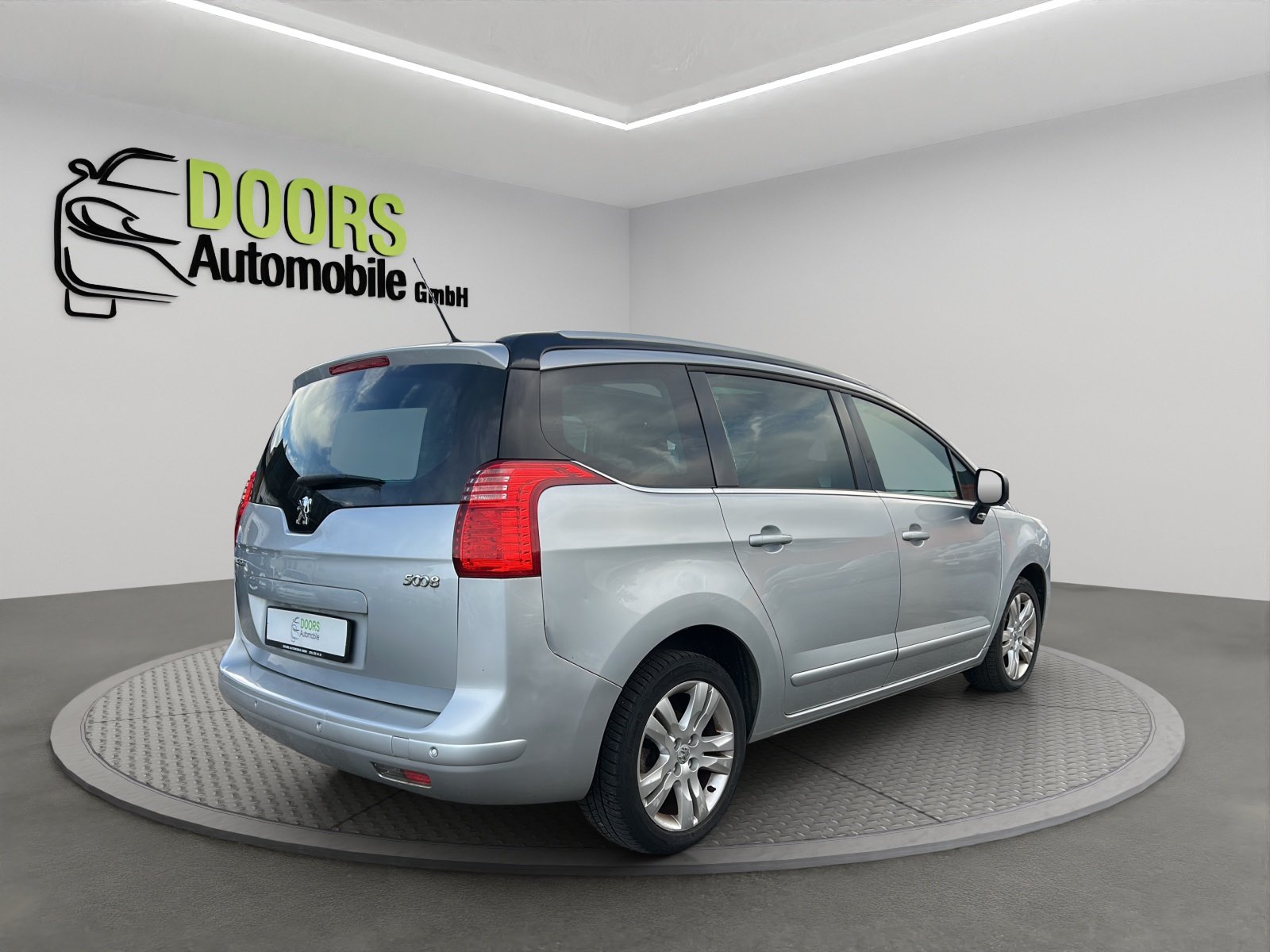 PEUGEOT 5008 1.6 16V T Sport Pack Automatic, Benzin, Occasion / Gebraucht, Automatik - 3