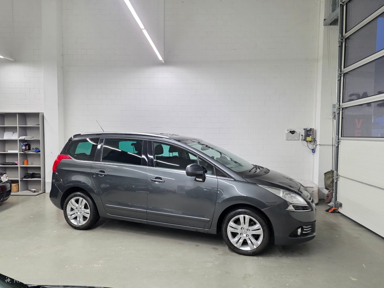 PEUGEOT 5008 1.6 16V T Sport Pack, Benzin, Occasion / Gebraucht, Handschaltung - 2