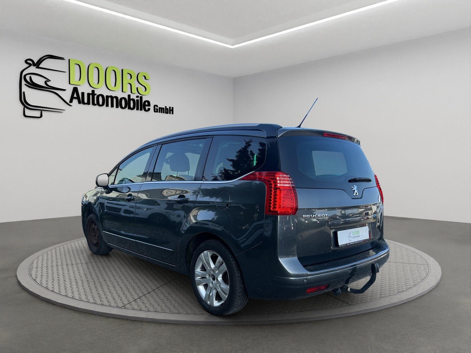 PEUGEOT 5008 1.6 16V T Family, Essence, Occasion / Utilisé, Manuelle - 5