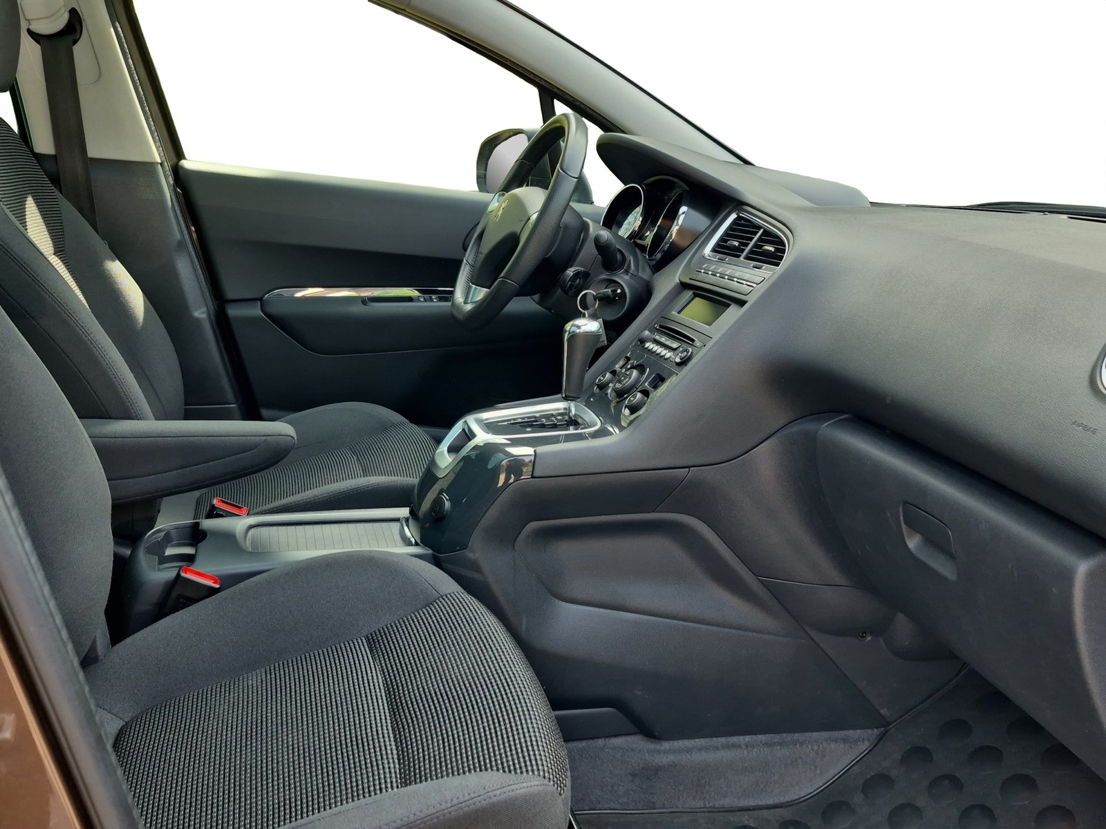 PEUGEOT 5008 1.6 16V T Active Tiptronic 7-Plätzer, Benzin, Occasion / Gebraucht, Automatik - 7