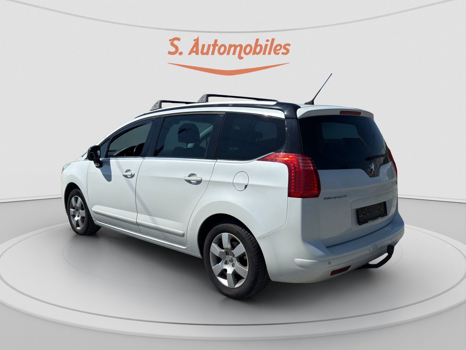 PEUGEOT 5008 2.0 HDI Allure Automatic, Diesel, Occasioni / Usate, Automatico - 3