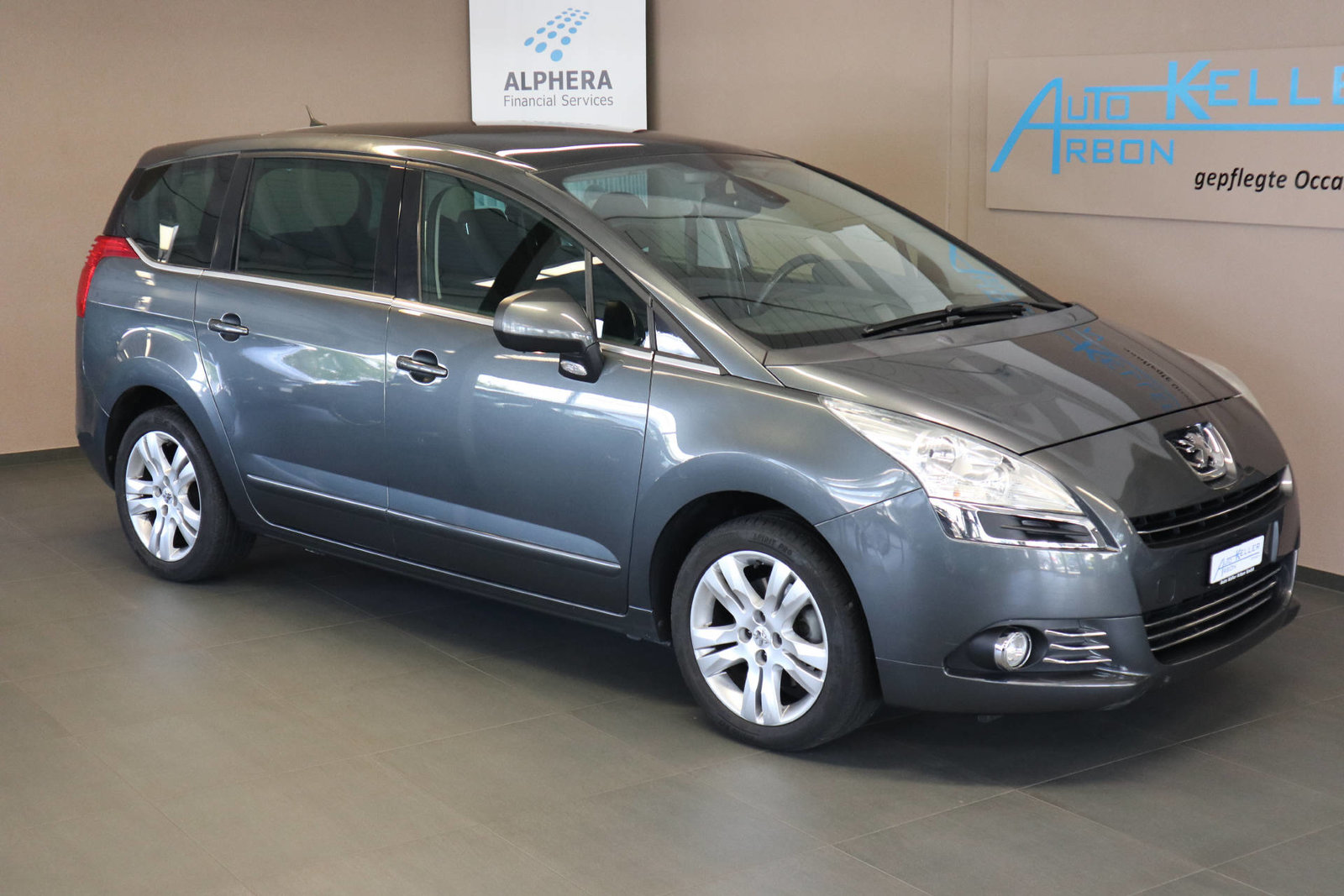 PEUGEOT 5008 1.6 VTi SportPack, Benzin, Occasion / Gebraucht, Handschaltung - 2
