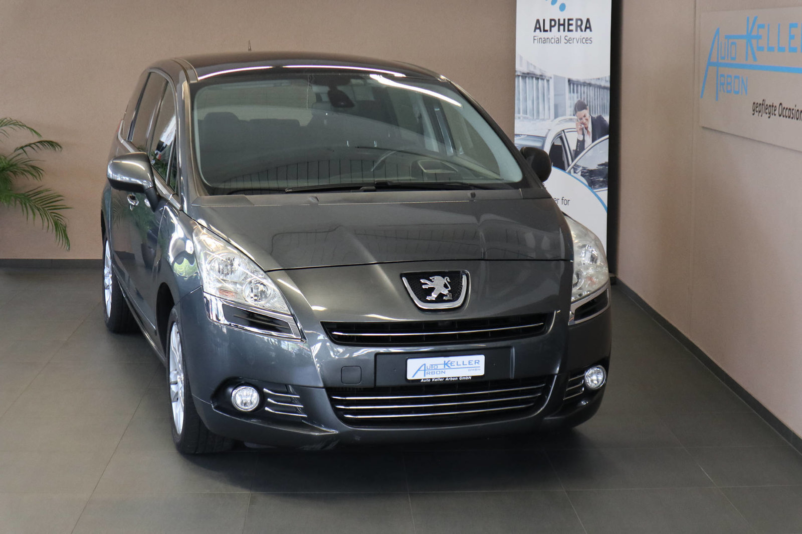 PEUGEOT 5008 1.6 VTi SportPack, Benzin, Occasion / Gebraucht, Handschaltung - 3