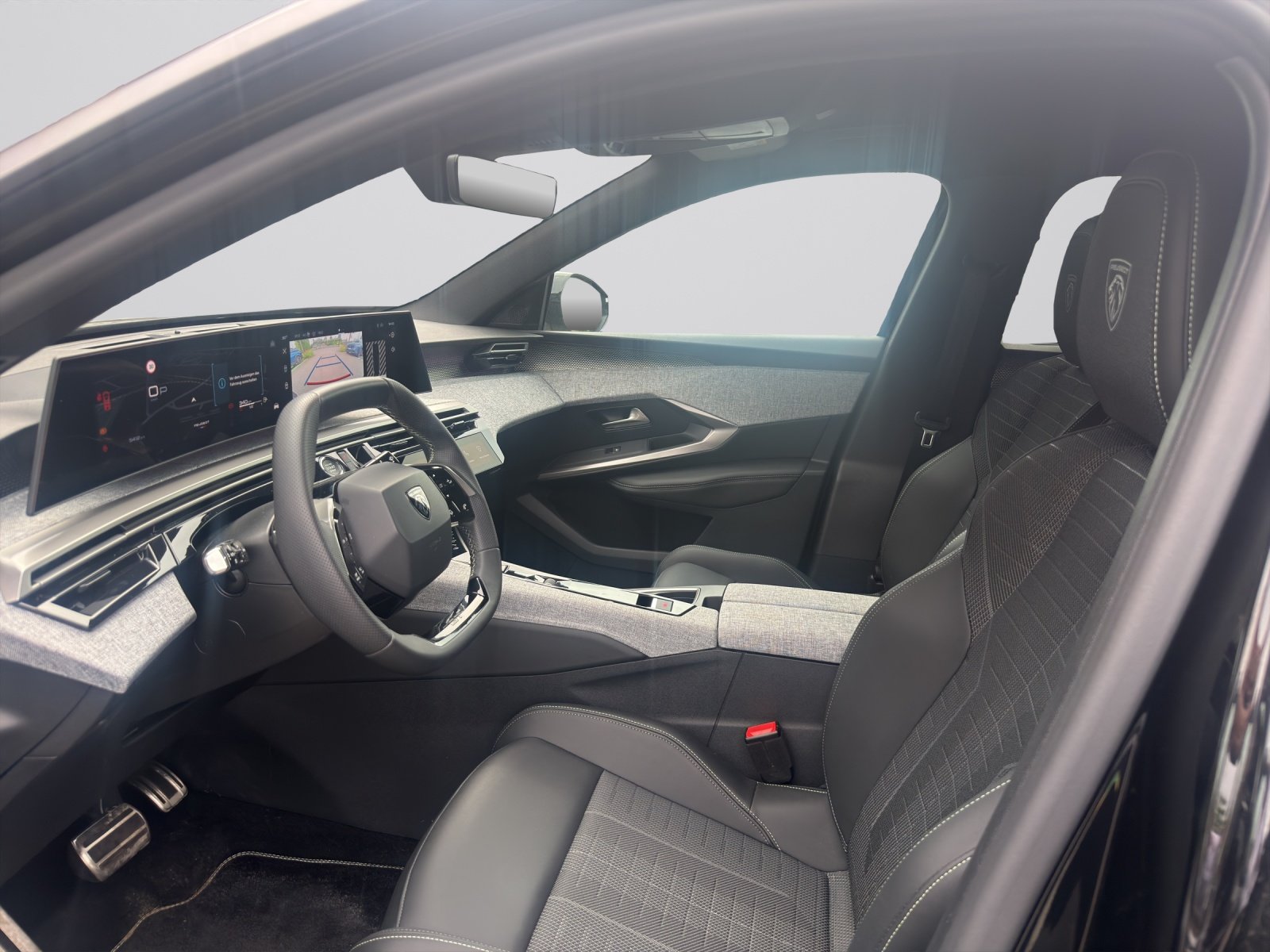 PEUGEOT 5008 1.2 Hybrid 145 GT, Full-Hybrid Petrol/Electric, Second hand / Used, Automatic - 5