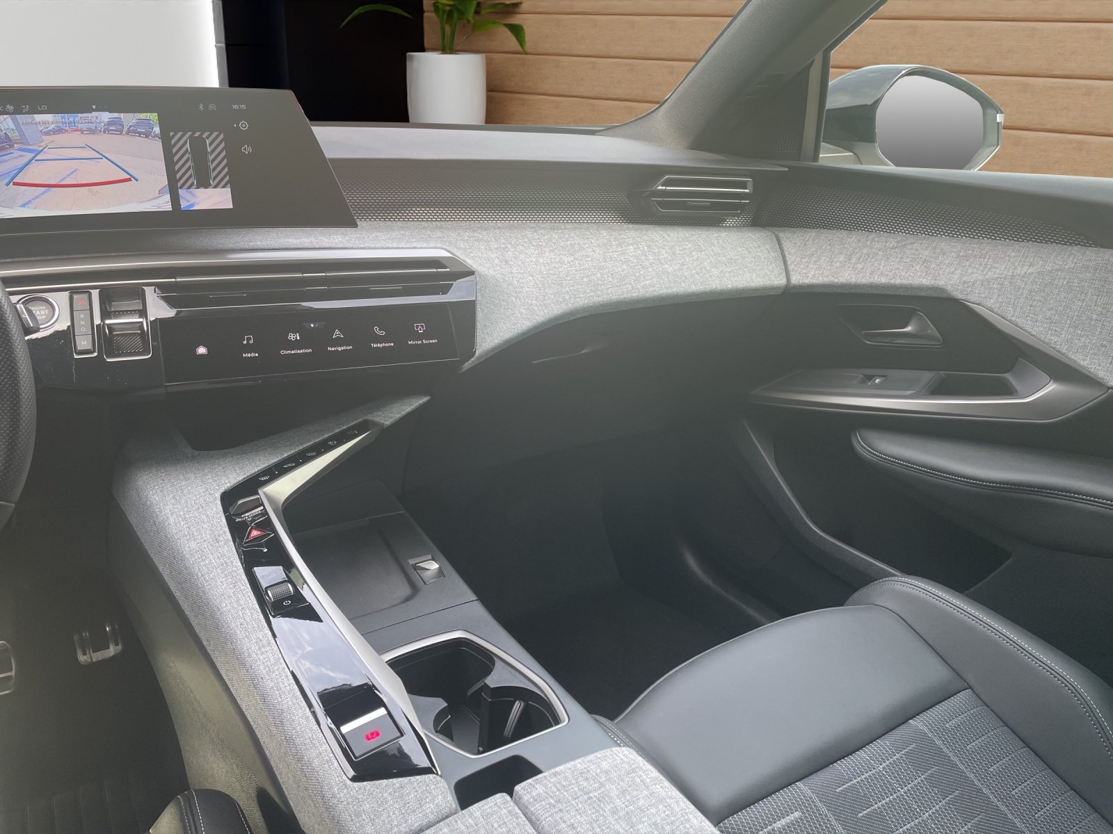 PEUGEOT 5008 1.2 Hybrid 145 GT, Voll-Hybrid Benzin/Elektro, Occasion / Gebraucht, Automatik - 7