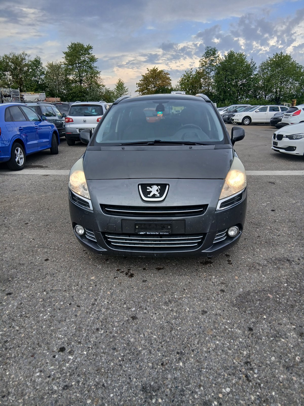 PEUGEOT 5008 1.6 16V T Active