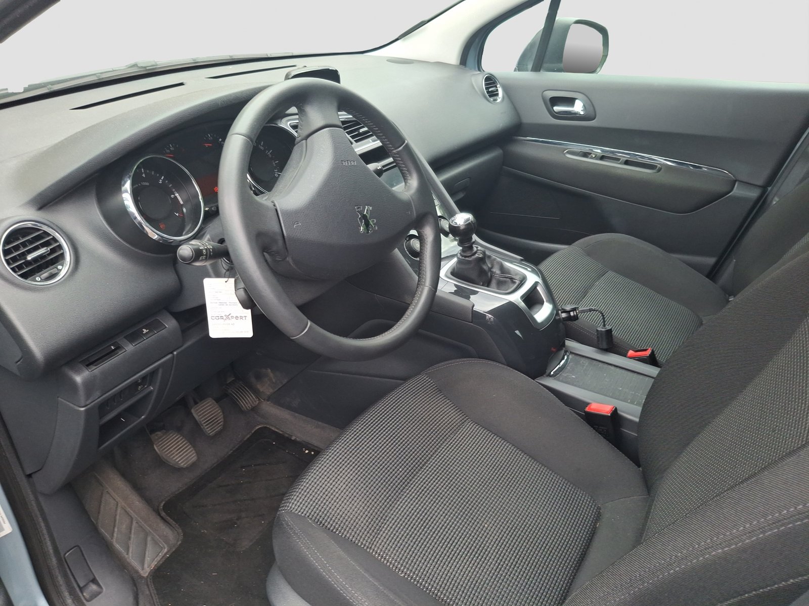 PEUGEOT 5008 1.6 16V T Sport Pack, Benzin, Occasion / Gebraucht, Handschaltung - 7