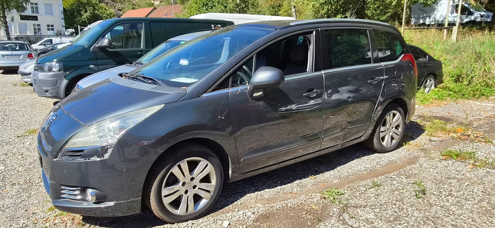 PEUGEOT 5008 1.6 16V T Sport, Benzin, Occasion / Gebraucht, Handschaltung - 2