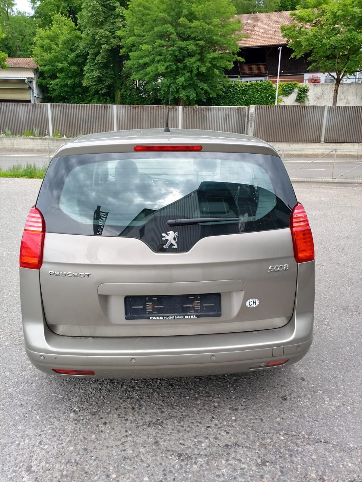 PEUGEOT 5008 1.6 16V T Active, Petrol, Second hand / Used, Manual - 4