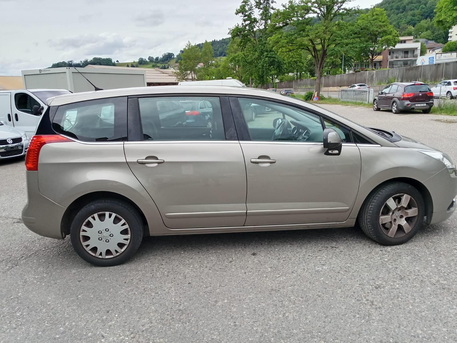 PEUGEOT 5008 1.6 16V T Active, Petrol, Second hand / Used, Manual - 6