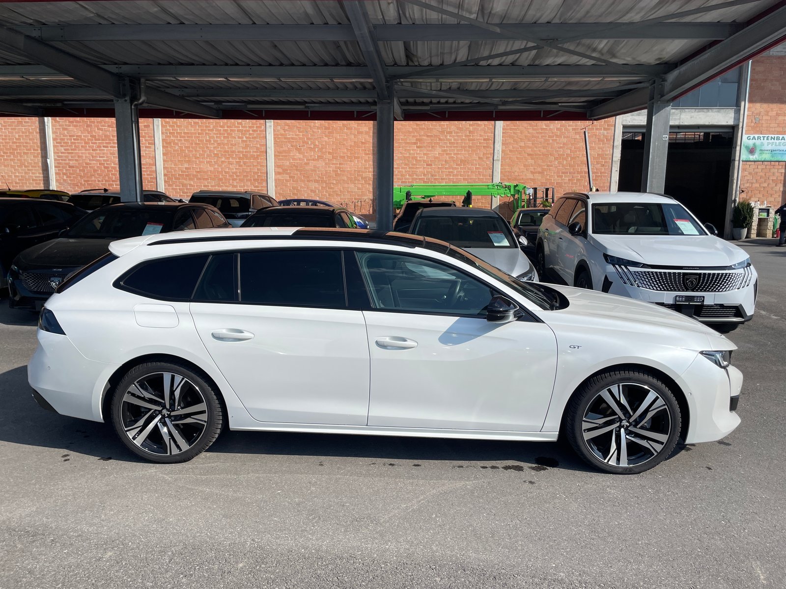 PEUGEOT 508 SW 1.2 Pure Tech GT Pack EAT8, Benzin, Occasion / Gebraucht, Automatik - 3