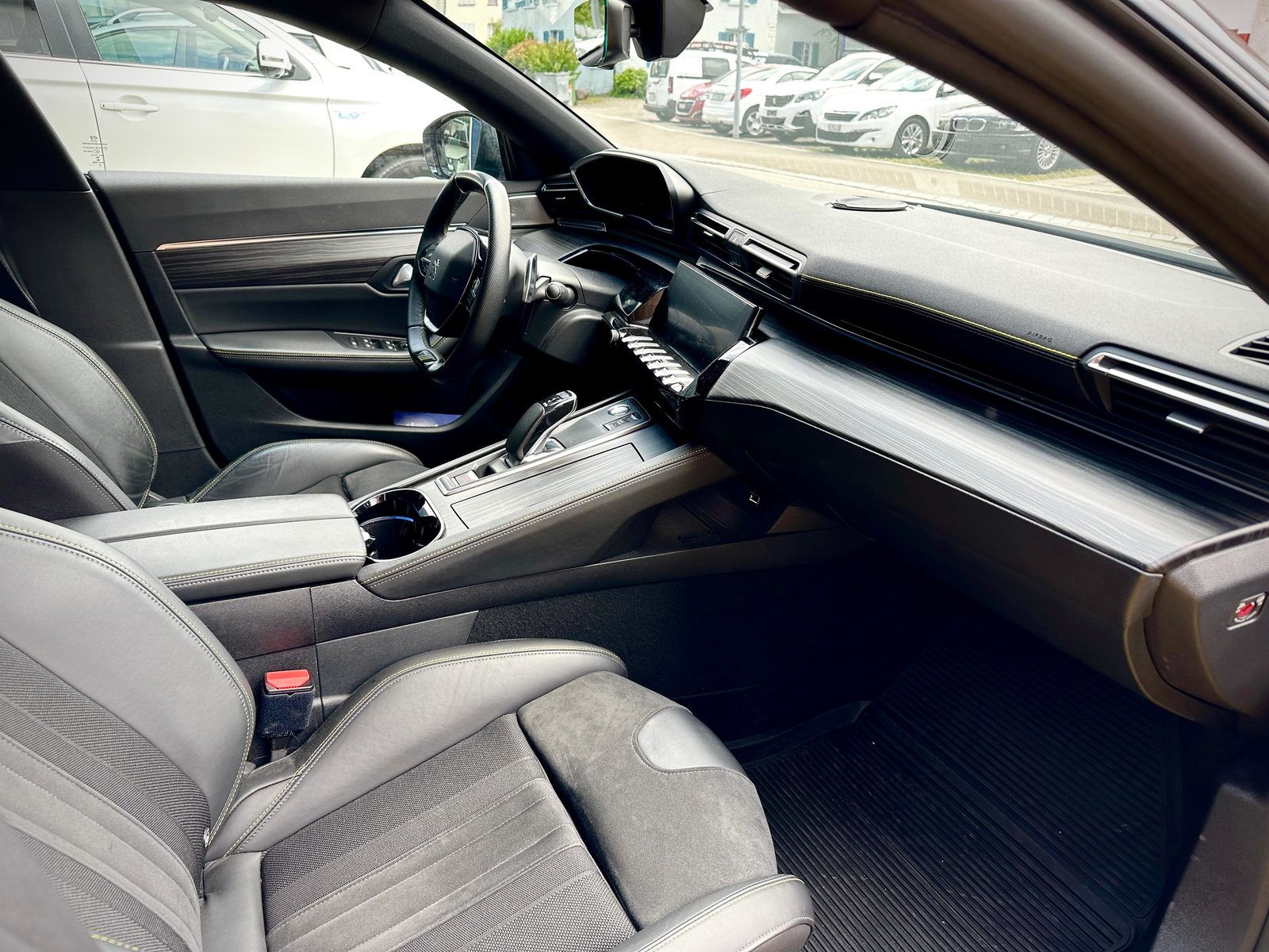 PEUGEOT 508 1.6 Plug-in Hybrid4 PSE, Plug-in-Hybrid Benzin/Elektro, Occasion / Gebraucht, Automatik - 5