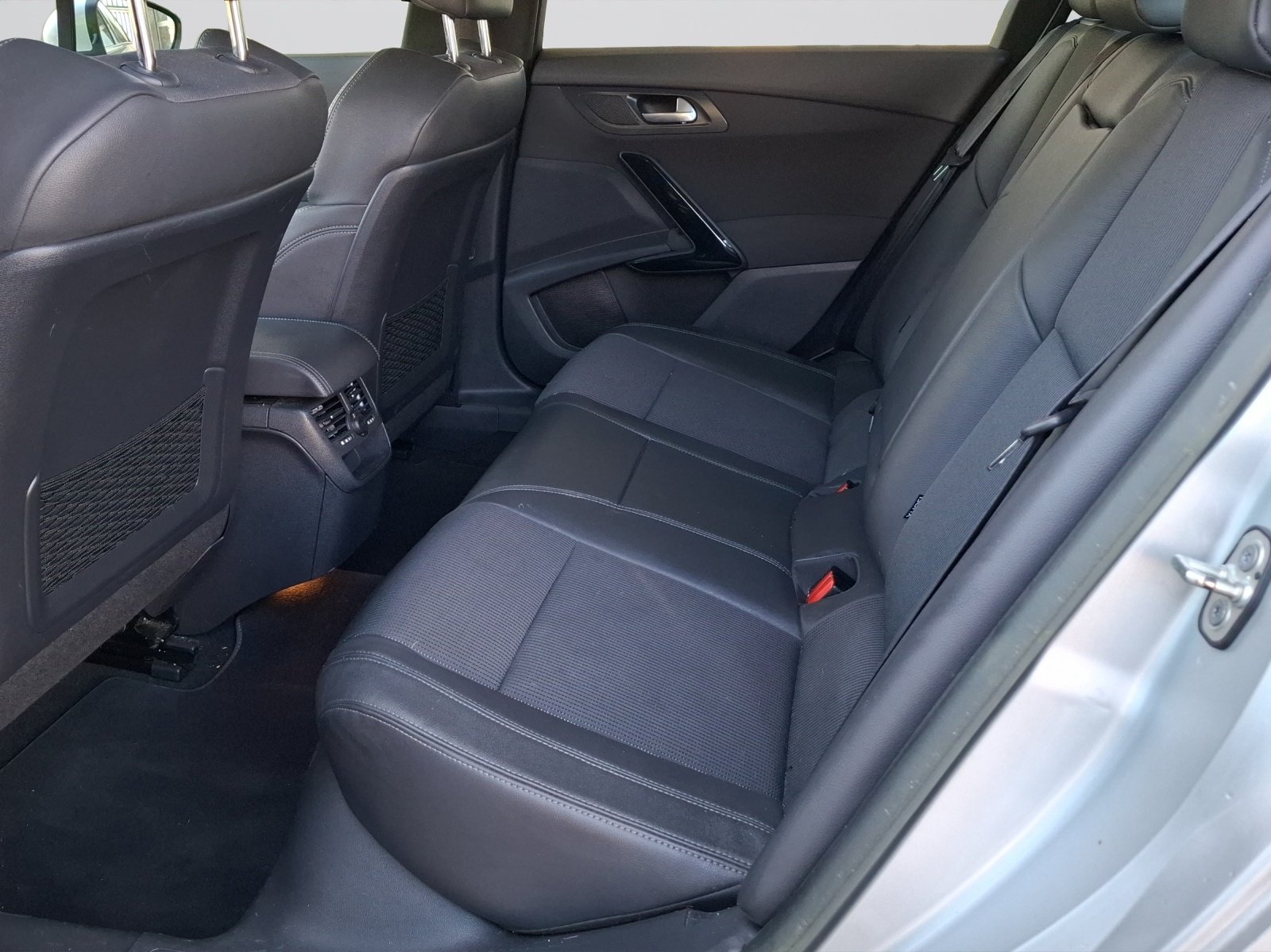 PEUGEOT 508 1.6 16V T Allure, Petrol, Second hand / Used, Automatic - 7