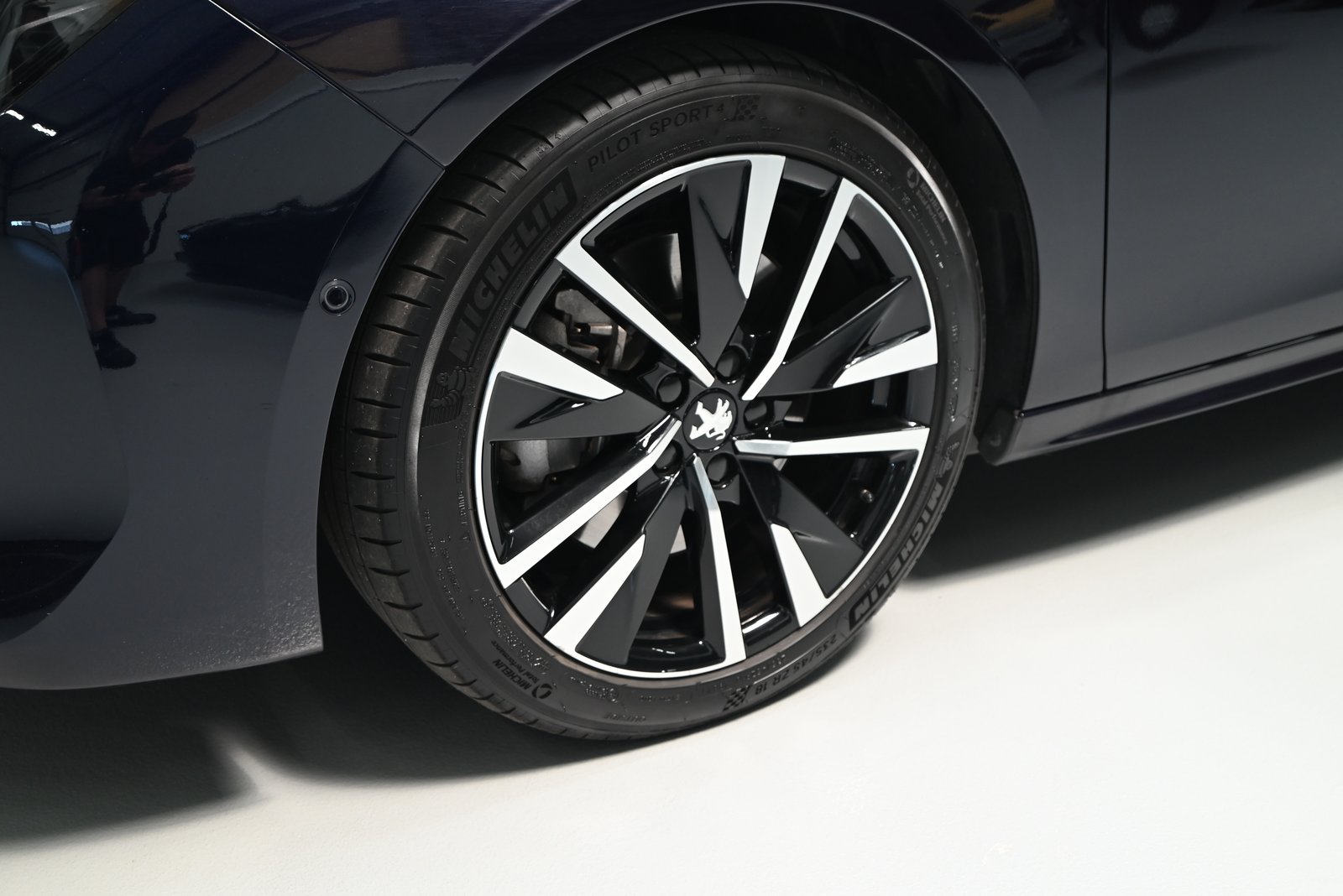 PEUGEOT 508 1.6 PHEV GT EAT8, Plug-in-Hybrid Benzina/Elettrica, Occasioni / Usate, Automatico - 4