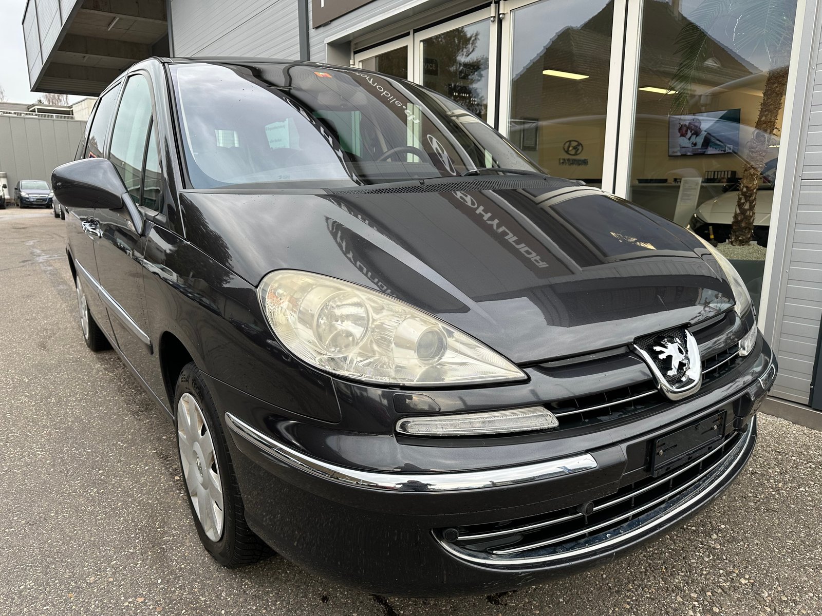 PEUGEOT 807 2.0 16V HDi Family+ Tiptronic