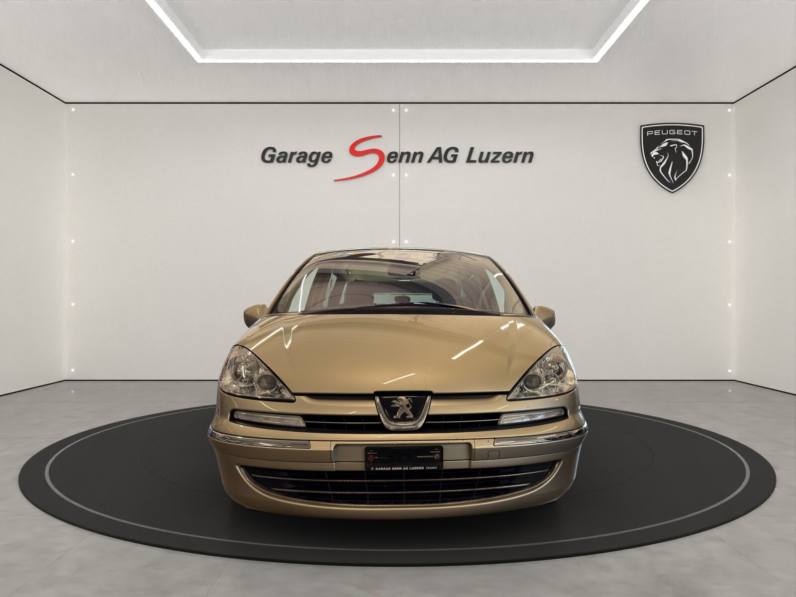 PEUGEOT 807 2.0 HDI Allure