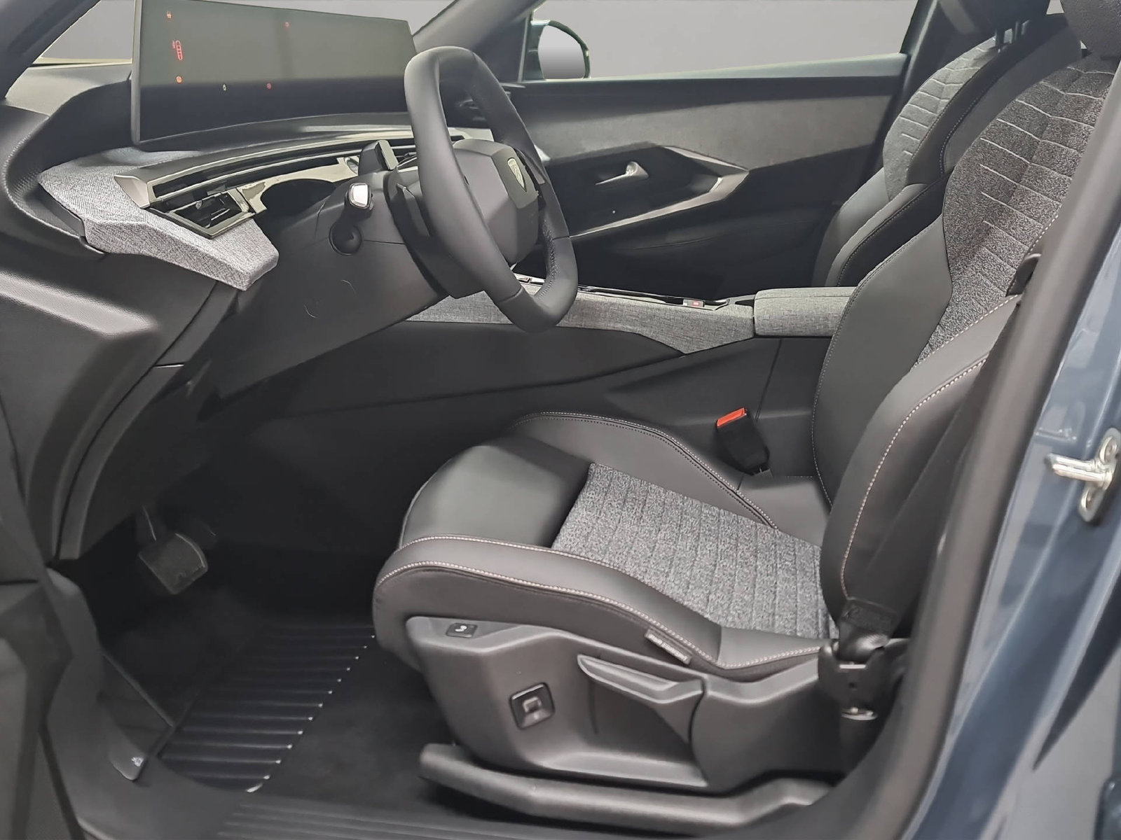 PEUGEOT E-3008 Allure Premium Dual Motor 325 AWD, Elektro, Neuwagen, Automatik - 6